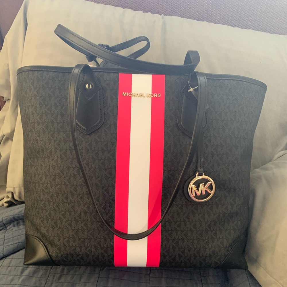 Michael Kors Eva Large Tote